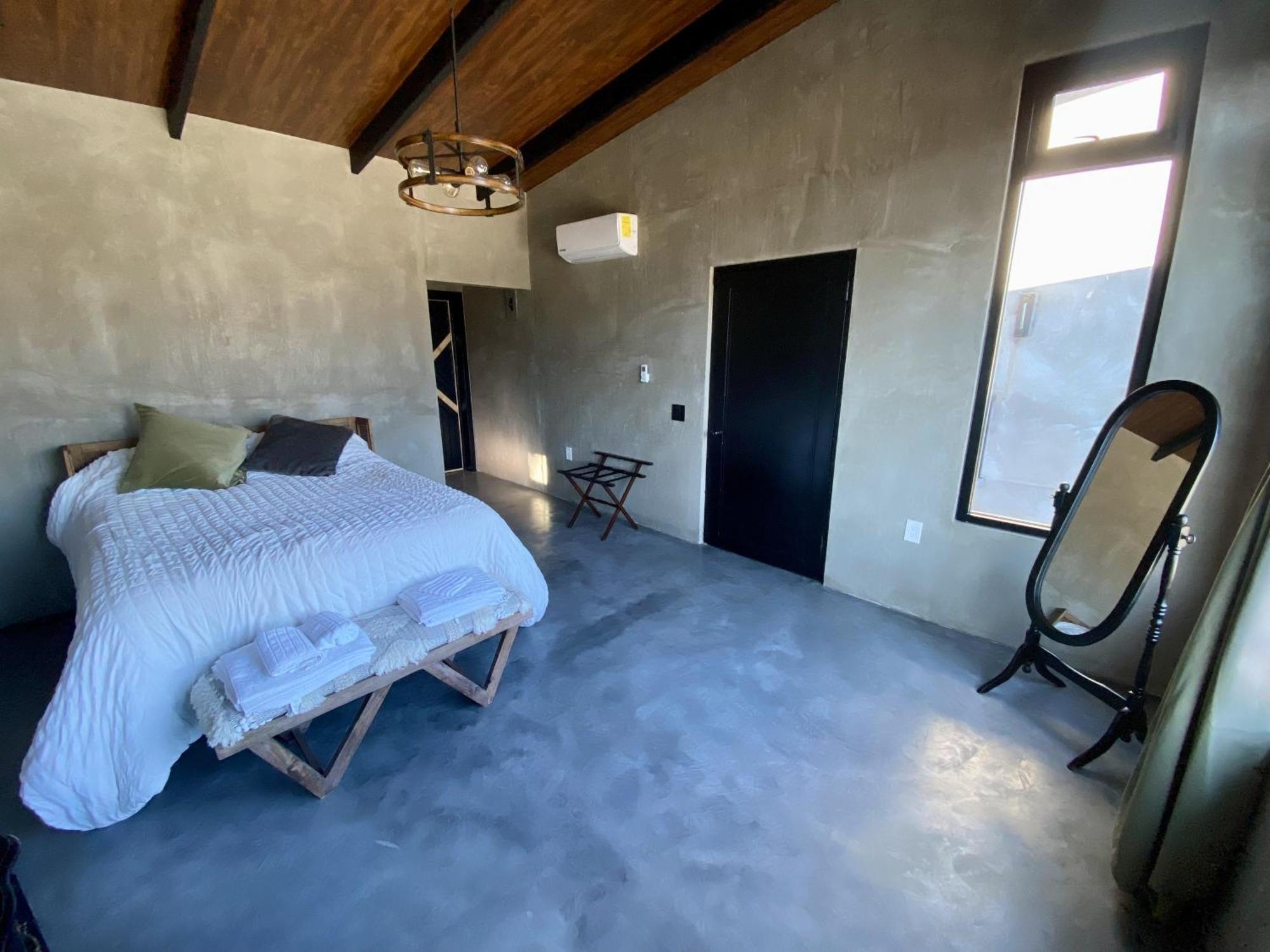 Prajna Valle De Guadalupe Bilik gambar